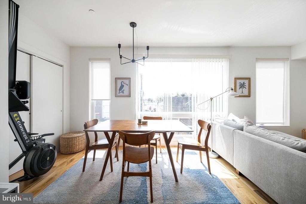 2012 Frankford Avenue - Photo 4