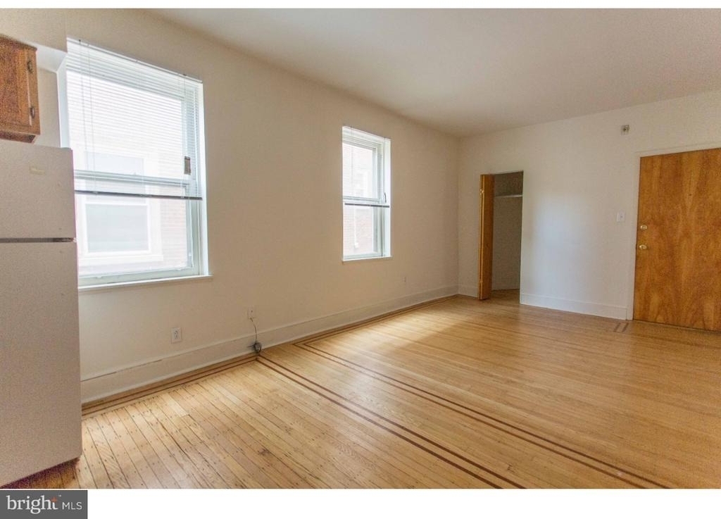 721 Spruce Street - Photo 6