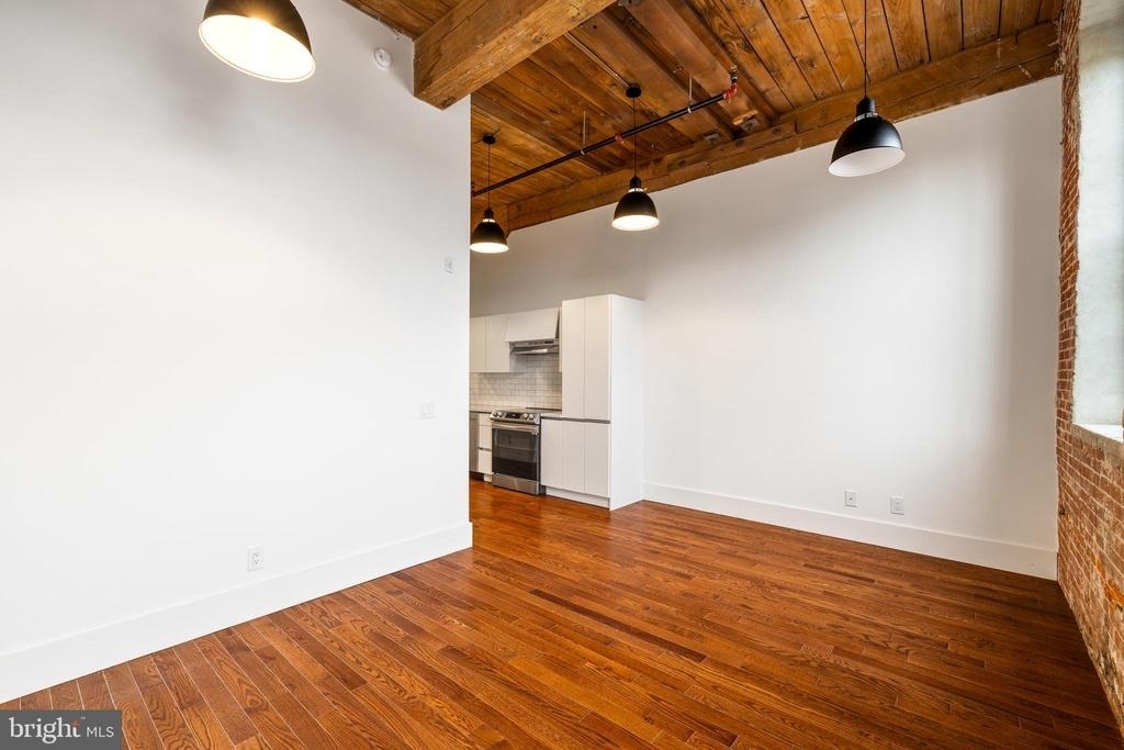 1801 N Howard Street - Photo 11