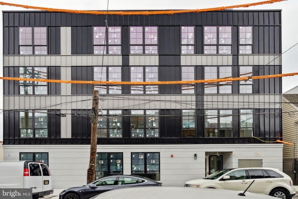 1112-16 E Berks Street - Photo 0