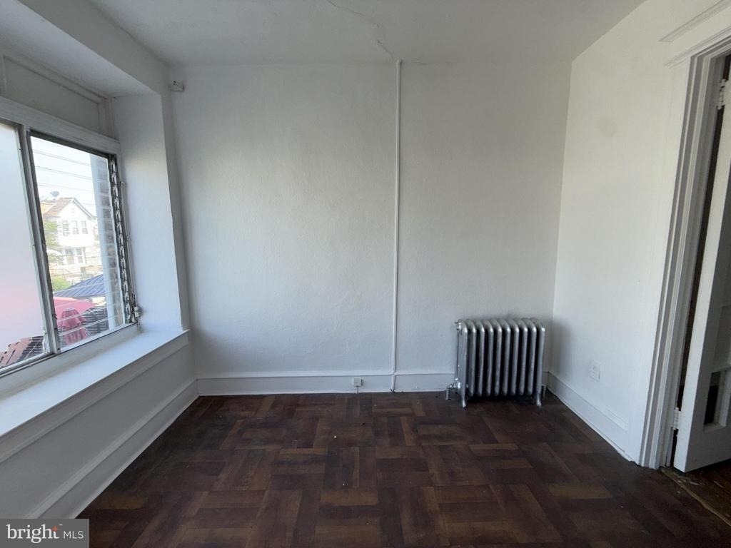 6720 Trinity Street - Photo 2