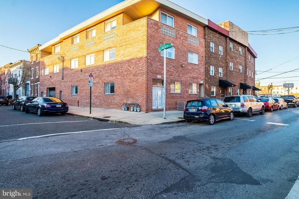 1126 E Passyunk Avenue - Photo 11