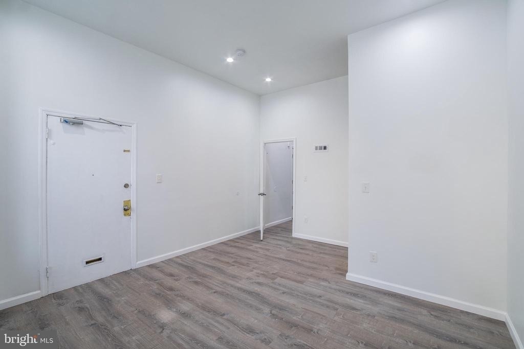 1726 Pine Street - Photo 5