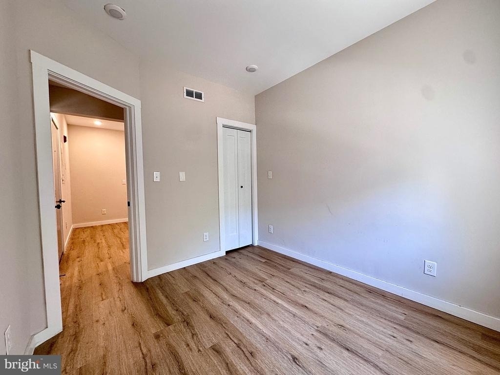 255 S 44th - Photo 3
