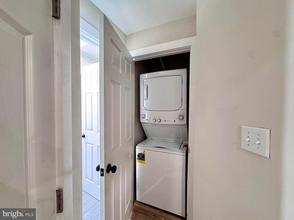 255 S 44th - Photo 7
