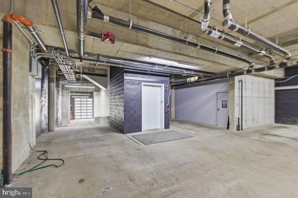 2108-10 Walnut Street - Photo 32