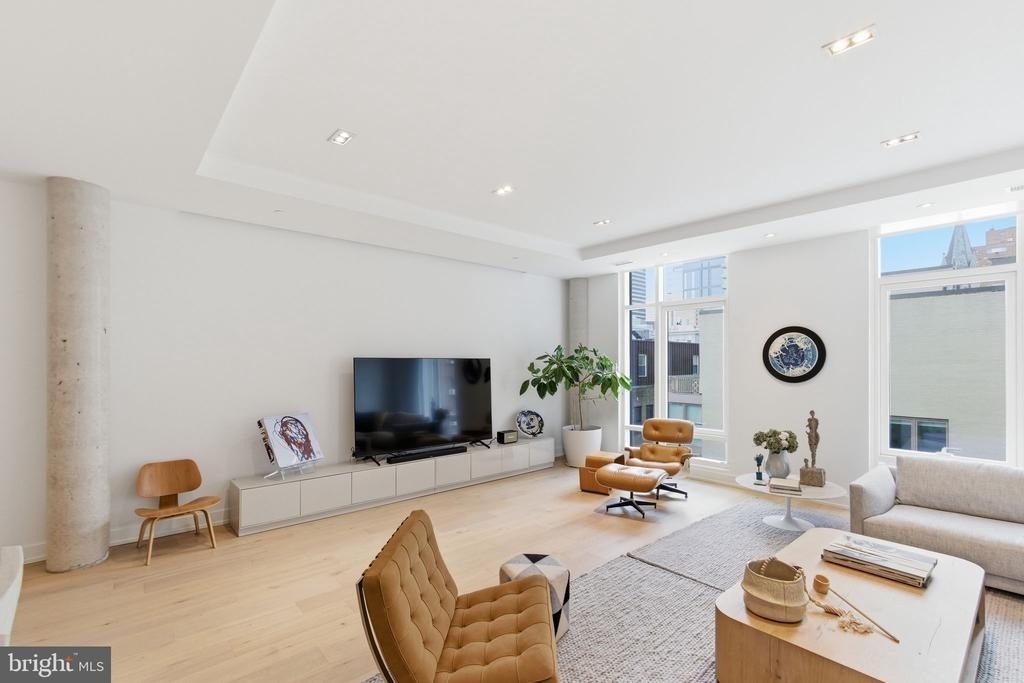 2108-10 Walnut Street - Photo 5