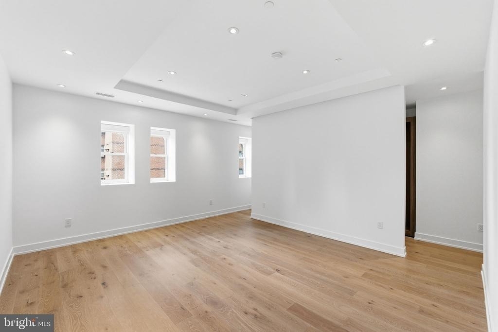 2108-10 Walnut Street - Photo 15