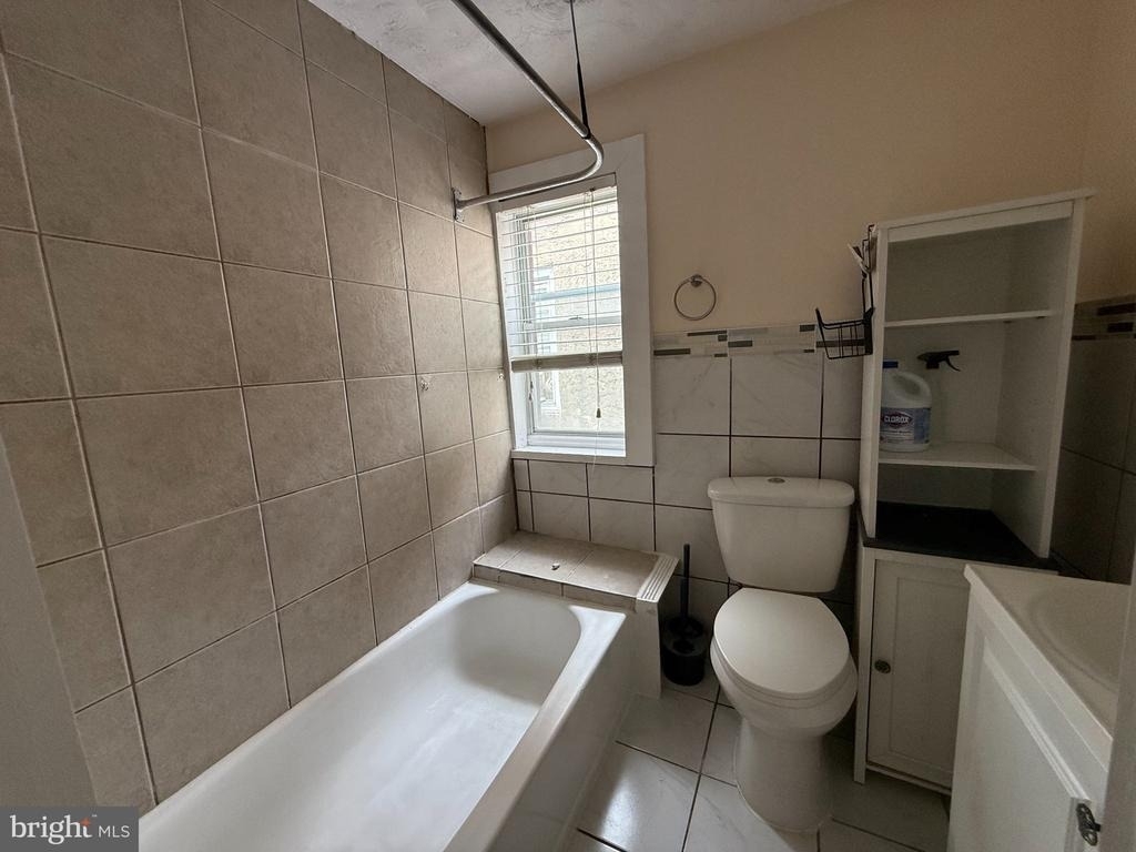 4216 Wyalusing Avenue - Photo 1