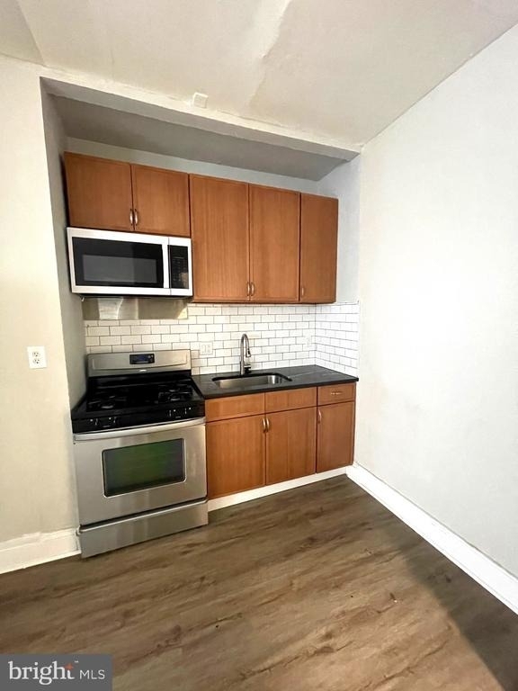110 W Tabor Road - Photo 4