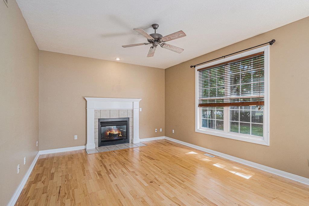 4821 Idlewood Avenue - Photo 8