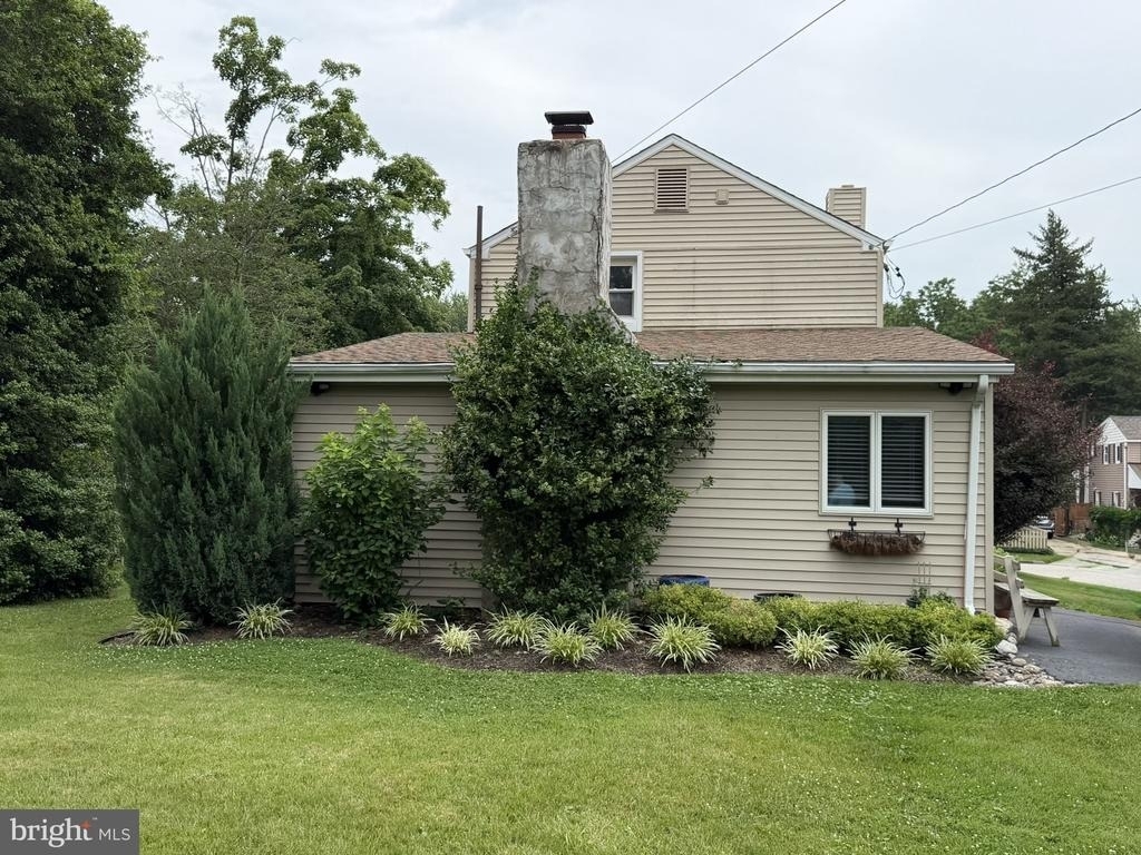 217 Lyster Road - Photo 0