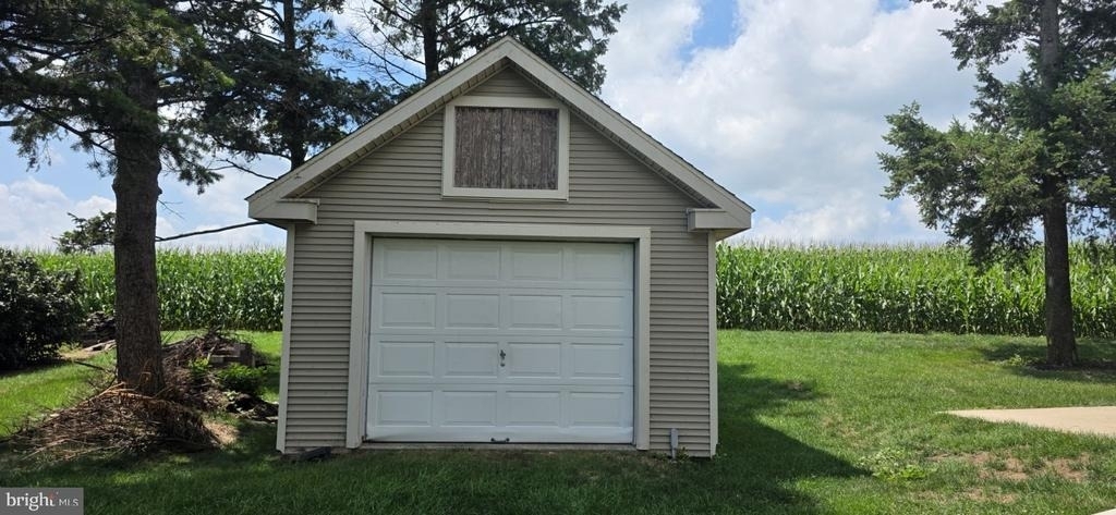 1176 N Strickler Road - Photo 3