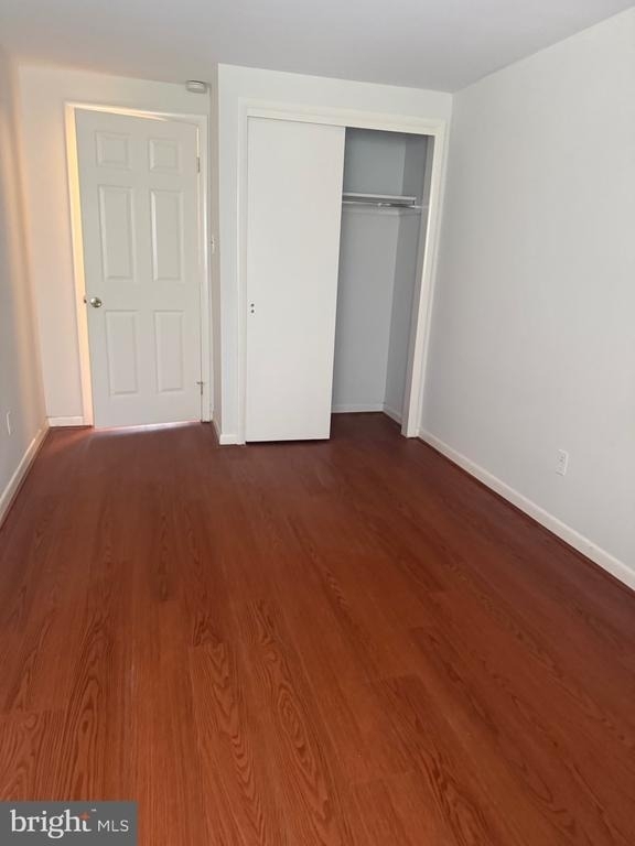 113 Montrose Avenue - Photo 15