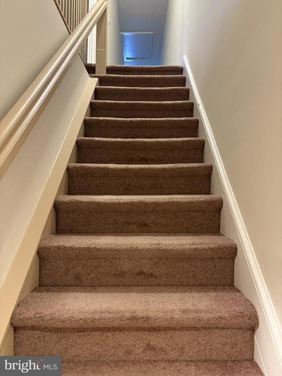 99 S Lansdowne Avenue - Photo 4