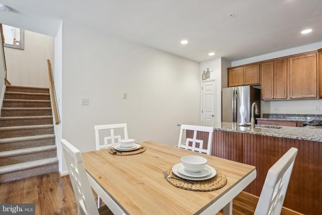302 Summer Court - Photo 4