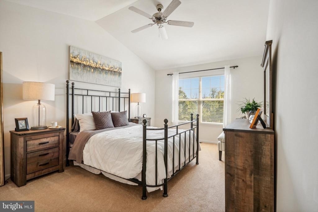 302 Summer Court - Photo 8