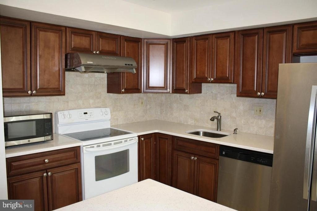 1359 Chase Road - Photo 8