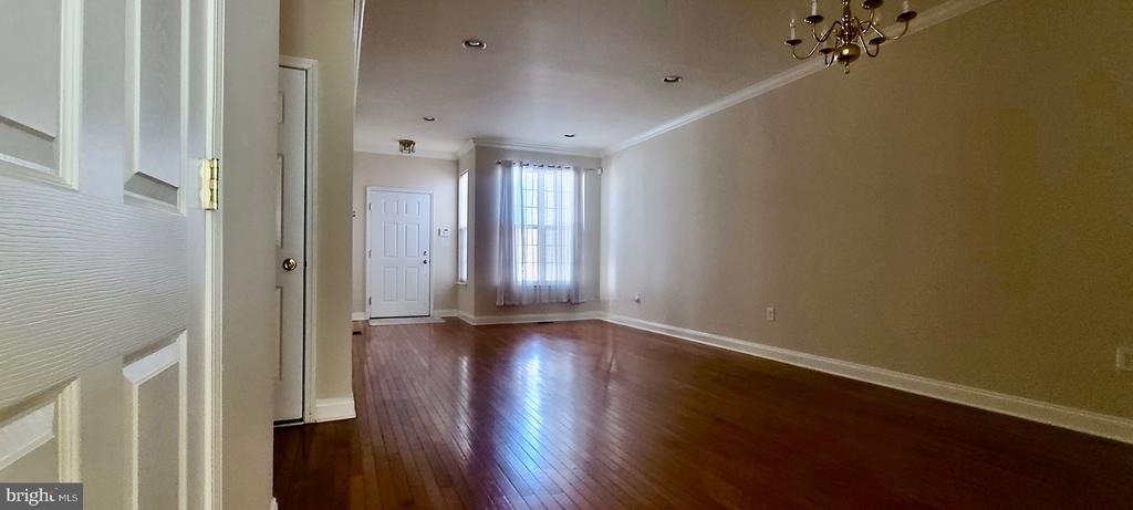 196 Chancellor Drive - Photo 7