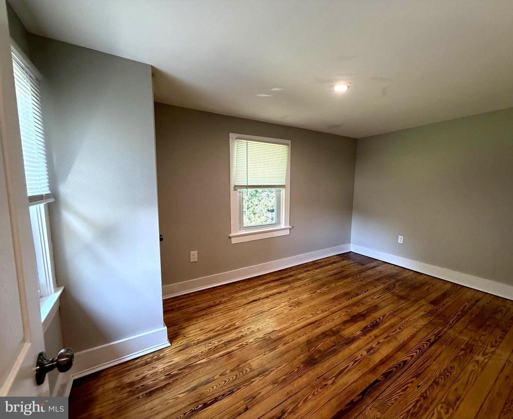 223 S Main Street - Photo 7