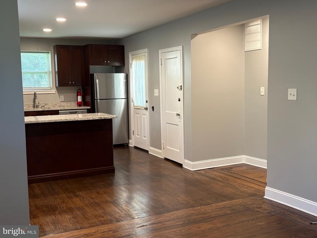 512 Jessamine Avenue - Photo 11