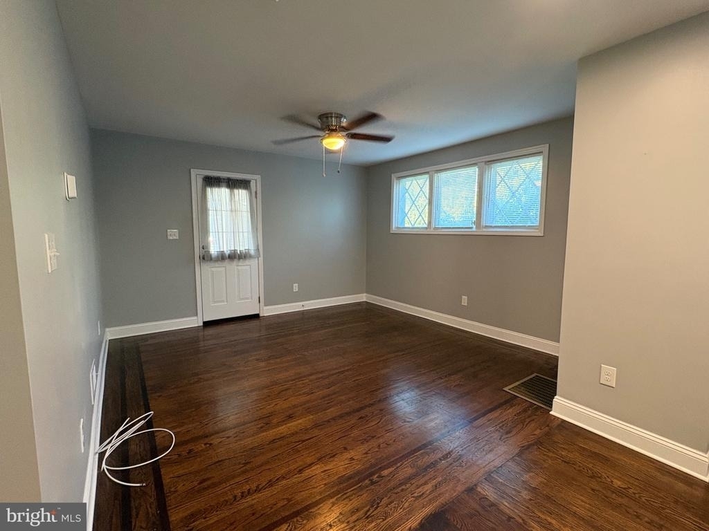 512 Jessamine Avenue - Photo 4