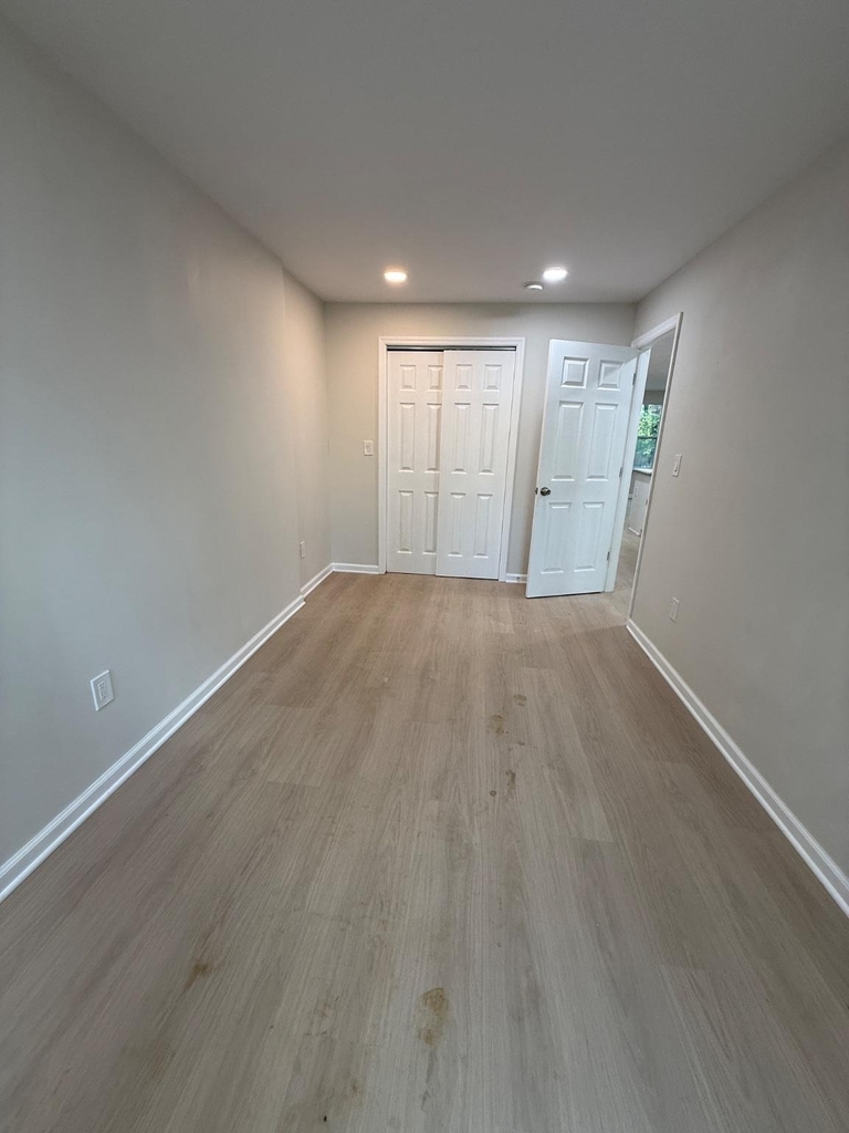568 Pfeiffer Street - Photo 9