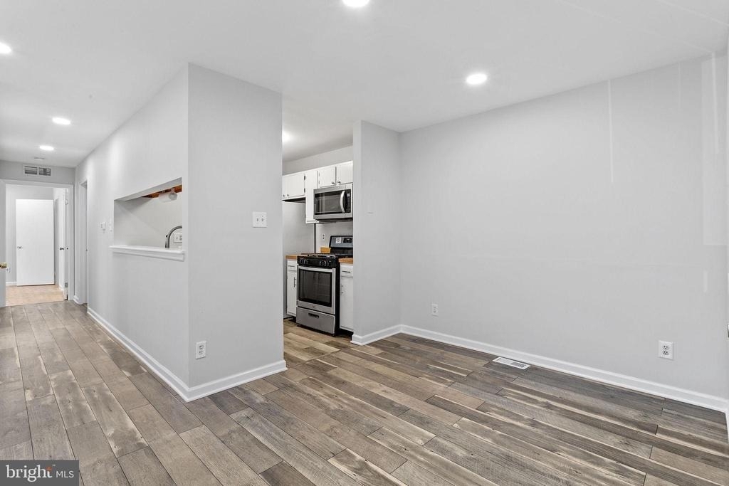 1505 Woodhollow Drive - Photo 3