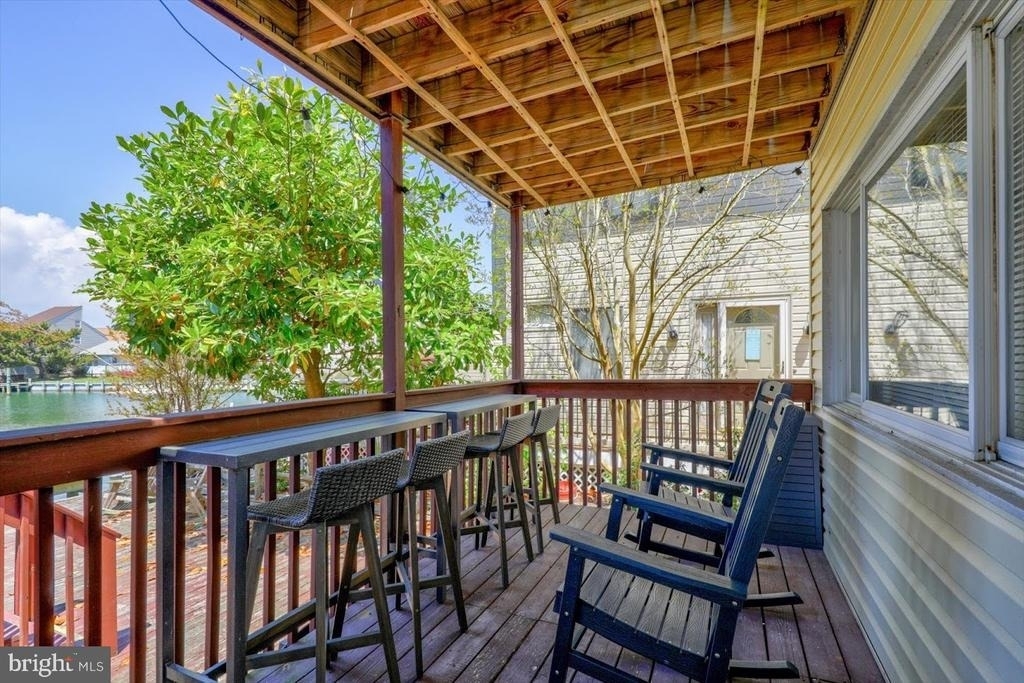 2803 Gull Way - Photo 2