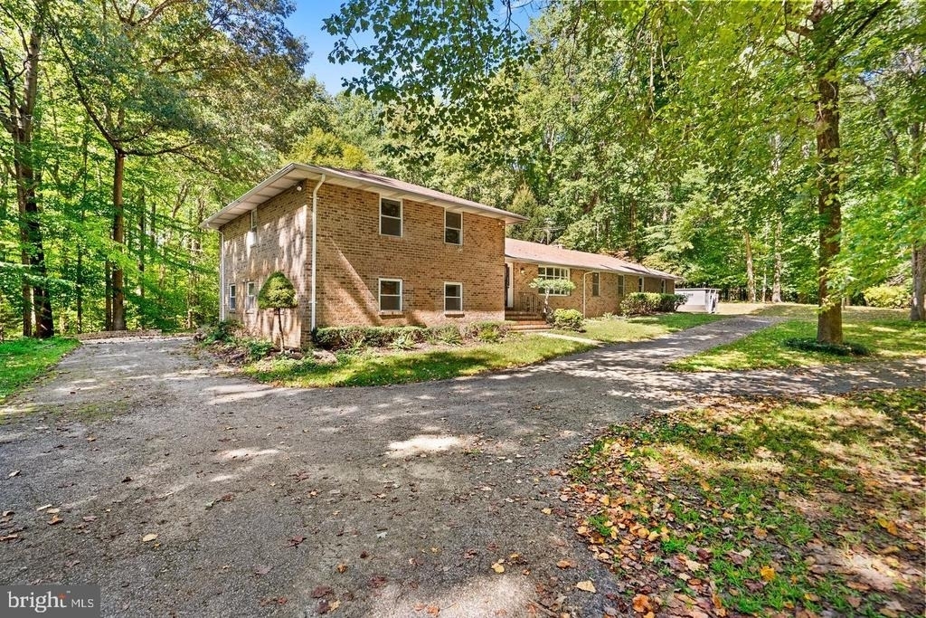 9409 Croom Acres - Photo 1