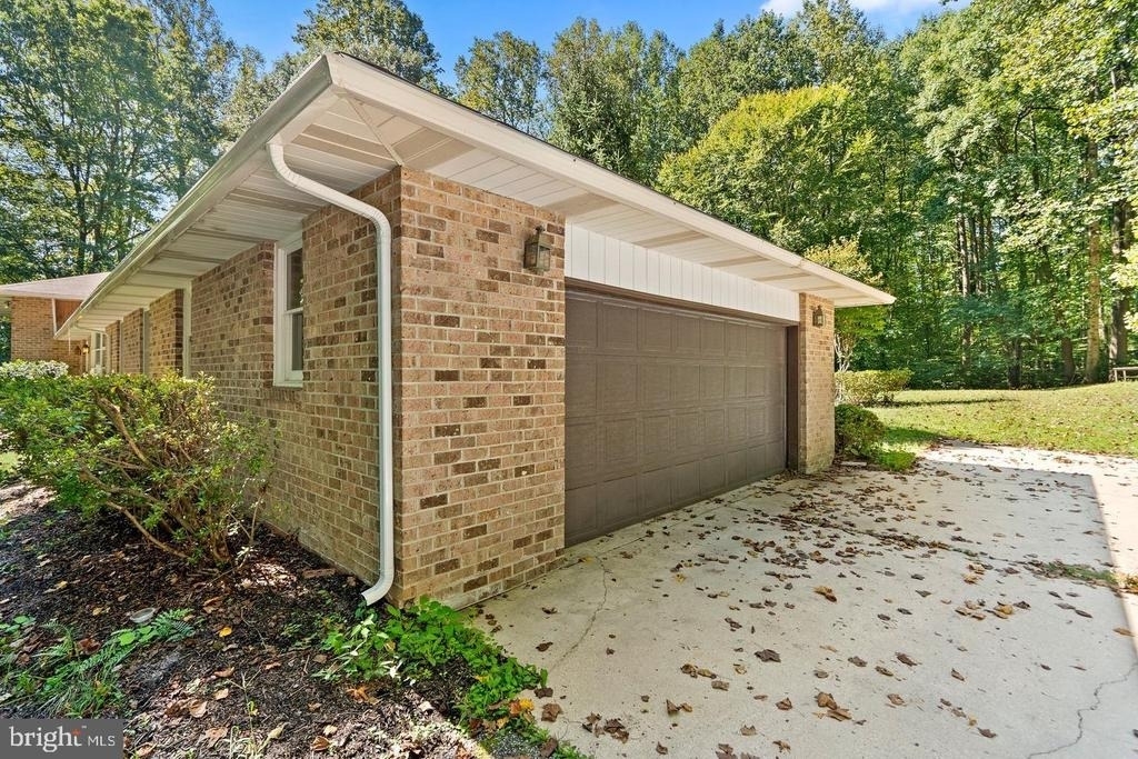 9409 Croom Acres - Photo 3