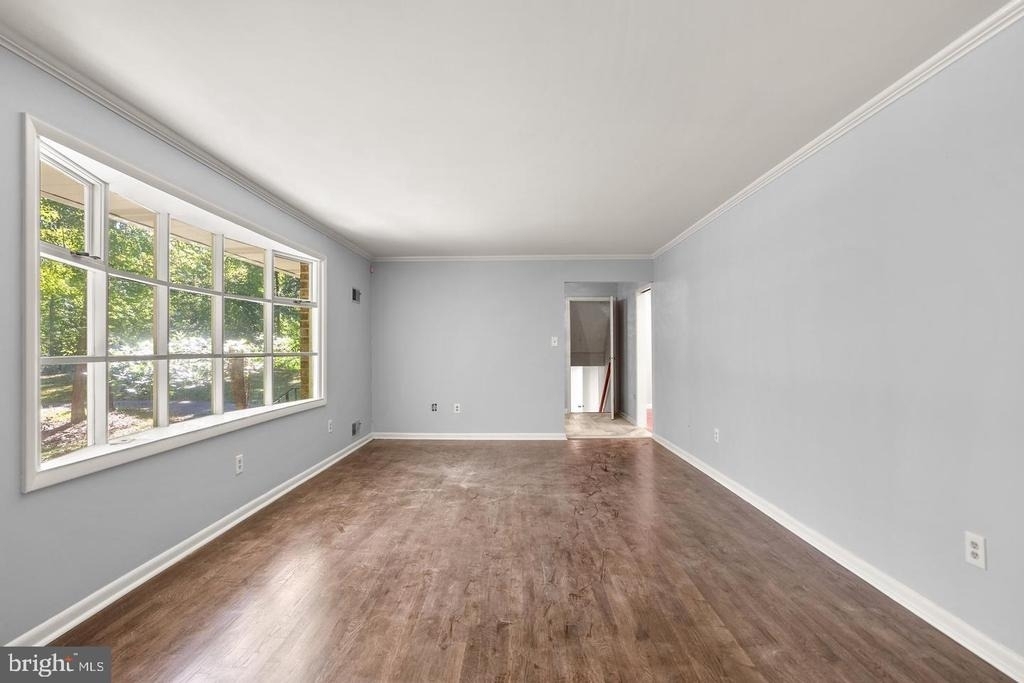 9409 Croom Acres - Photo 8