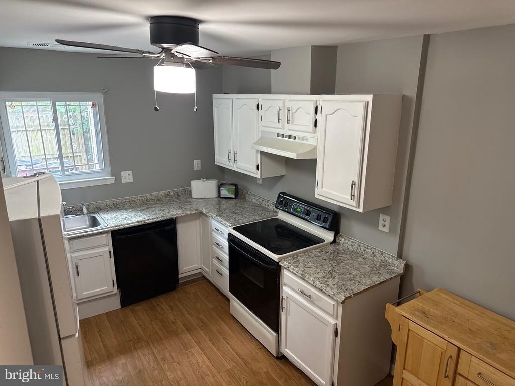7737 Merrick Lane - Photo 20