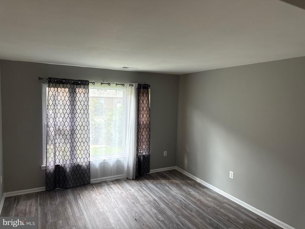 7737 Merrick Lane - Photo 8