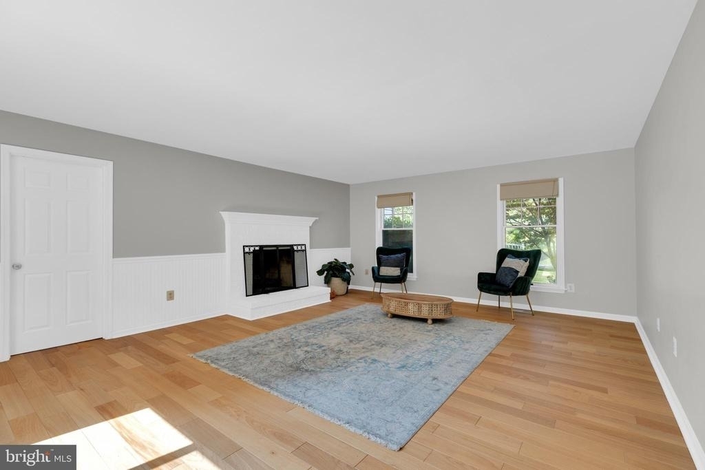 7707 Lake Glen Drive - Photo 17