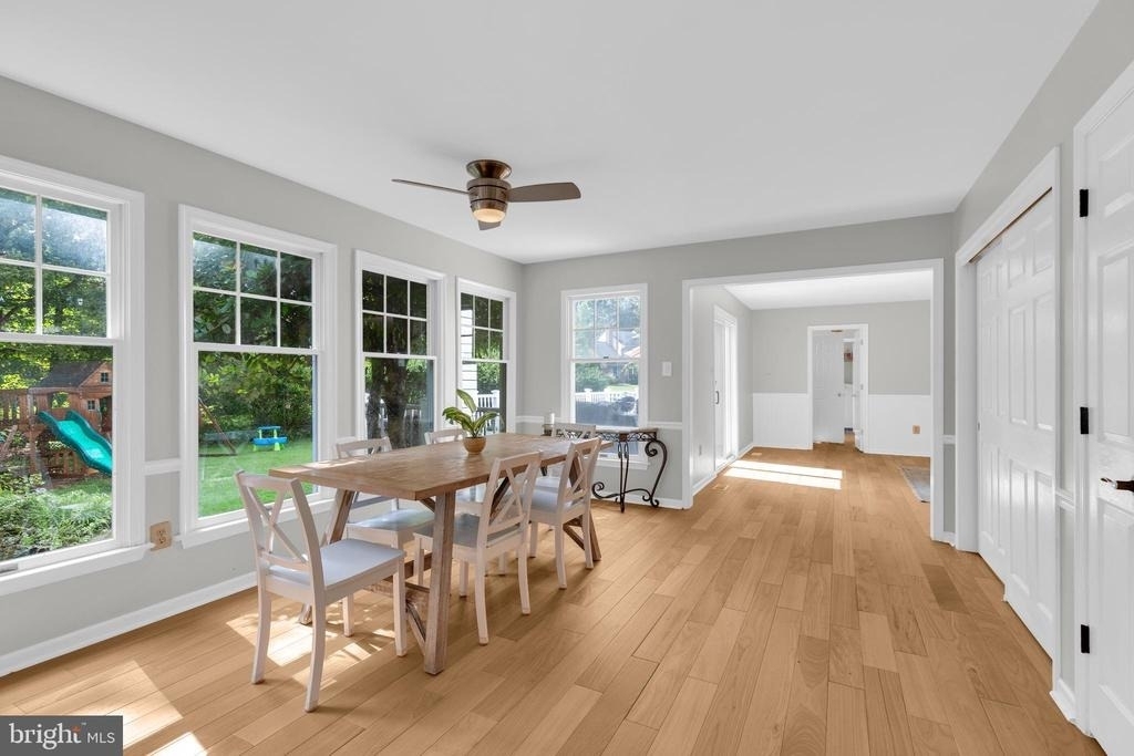 7707 Lake Glen Drive - Photo 3