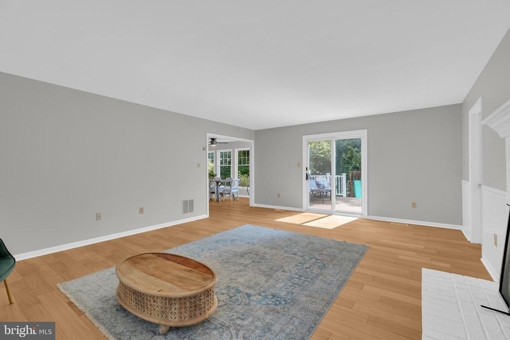 7707 Lake Glen Drive - Photo 18