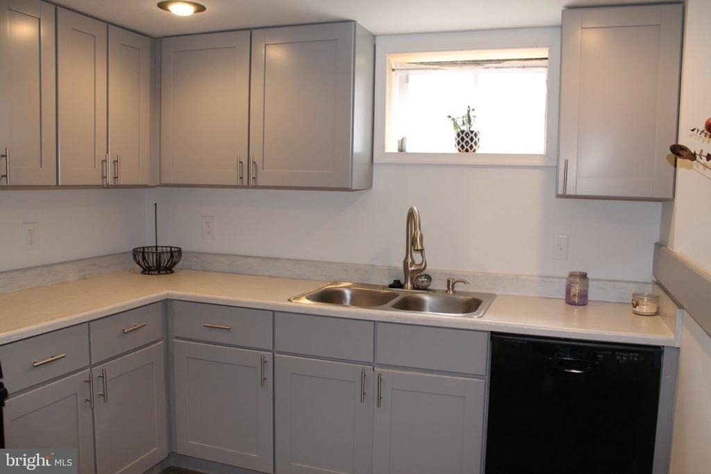 3820 Allison Street - Photo 2