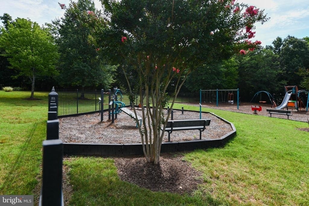1401 Deep Gorge Court - Photo 30