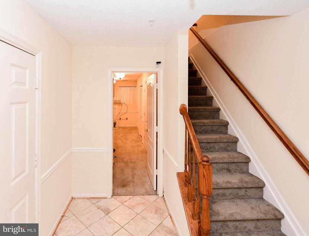 1401 Deep Gorge Court - Photo 2