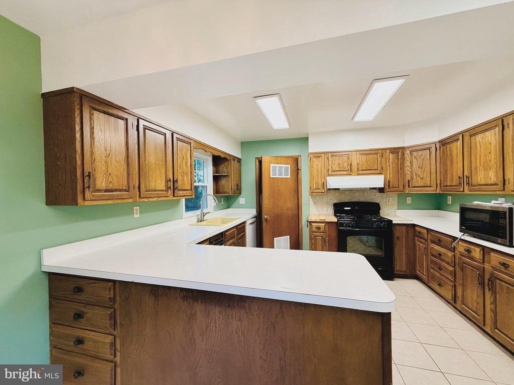 907 Heron Drive - Photo 10