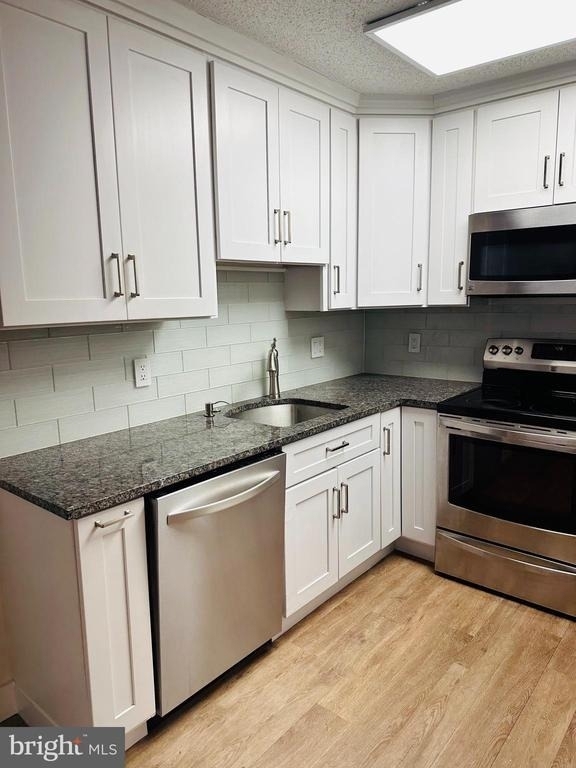 7401 Westlake Terrace - Photo 2
