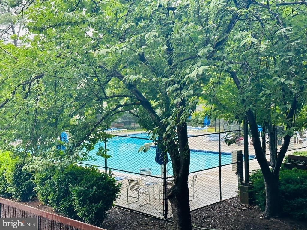 7401 Westlake Terrace - Photo 18