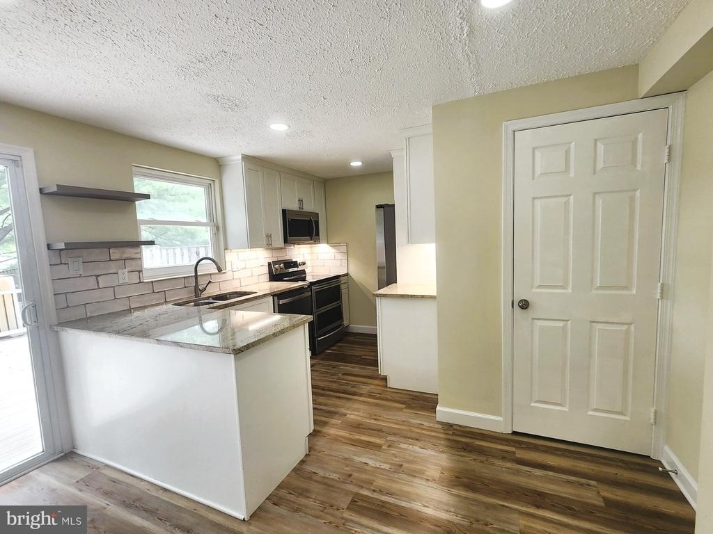 13527 Duhart Road - Photo 4