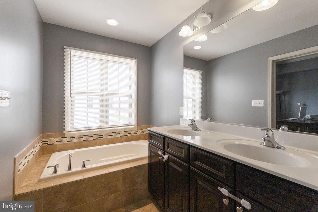 14058 Wellspring Avenue - Photo 22