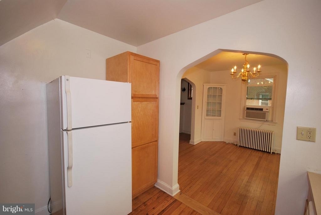 9105 Wire Avenue - Photo 10