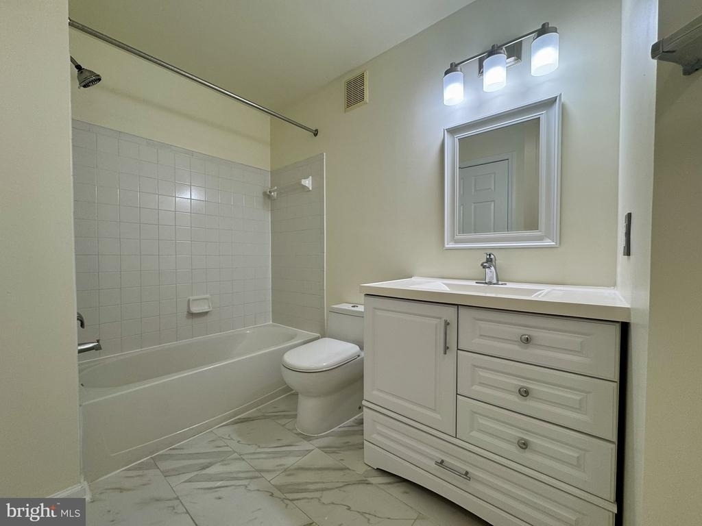 11812 Eton Manor Drive - Photo 4