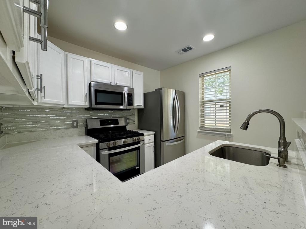 11812 Eton Manor Drive - Photo 17