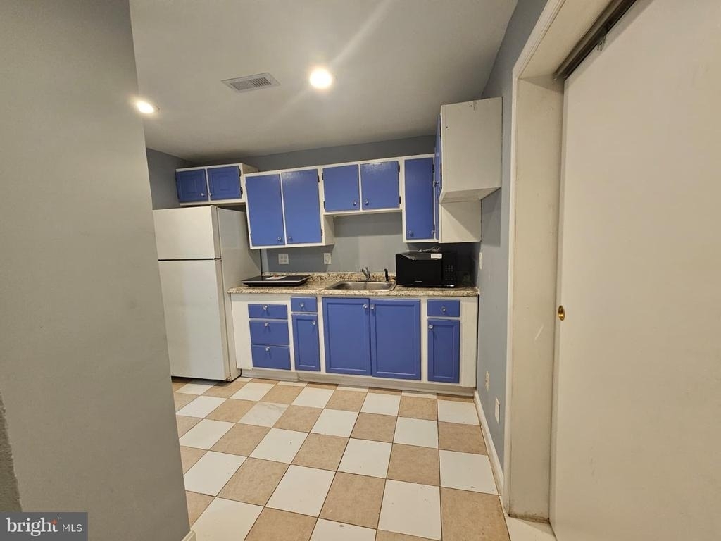9105 Chesley Knoll Court - Photo 2