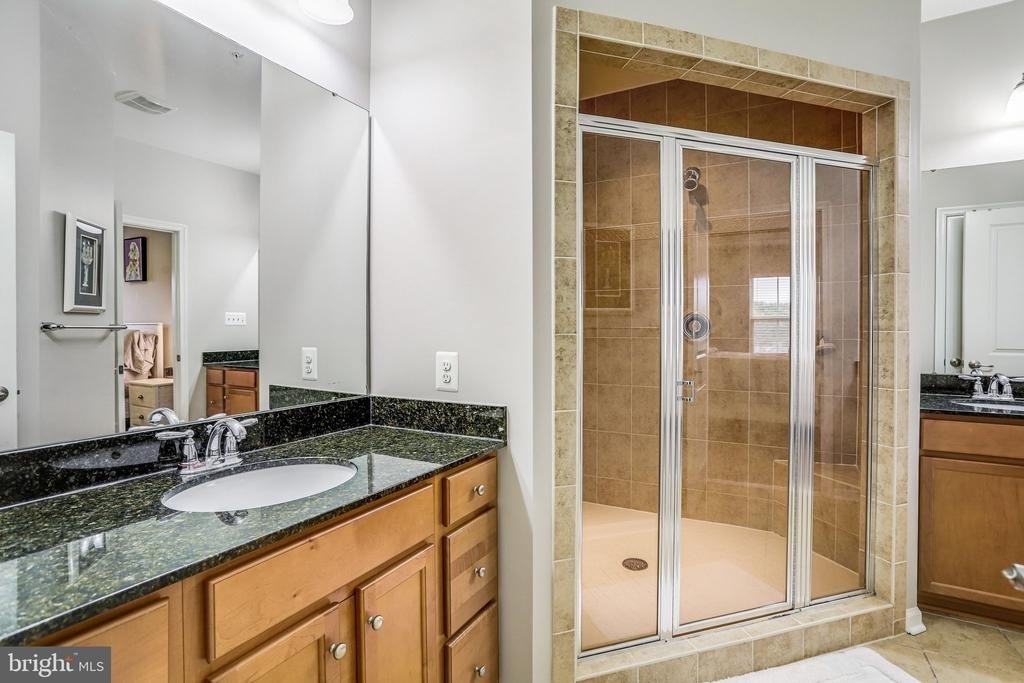 358 Urban Avenue - Photo 18